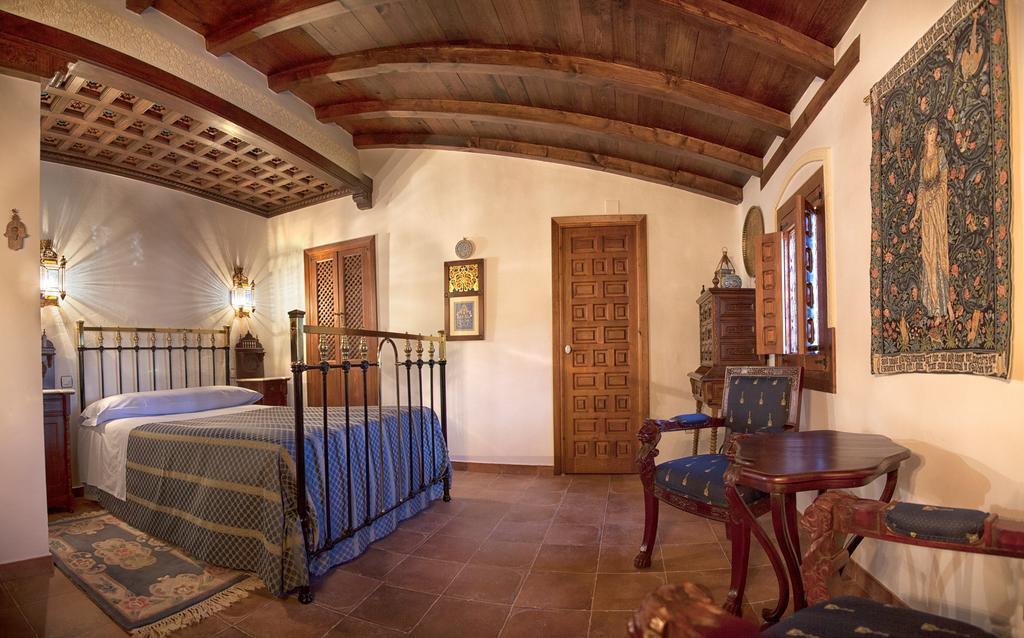 Gasthaus Hospederia Casa De La Torre El Toboso Zimmer foto