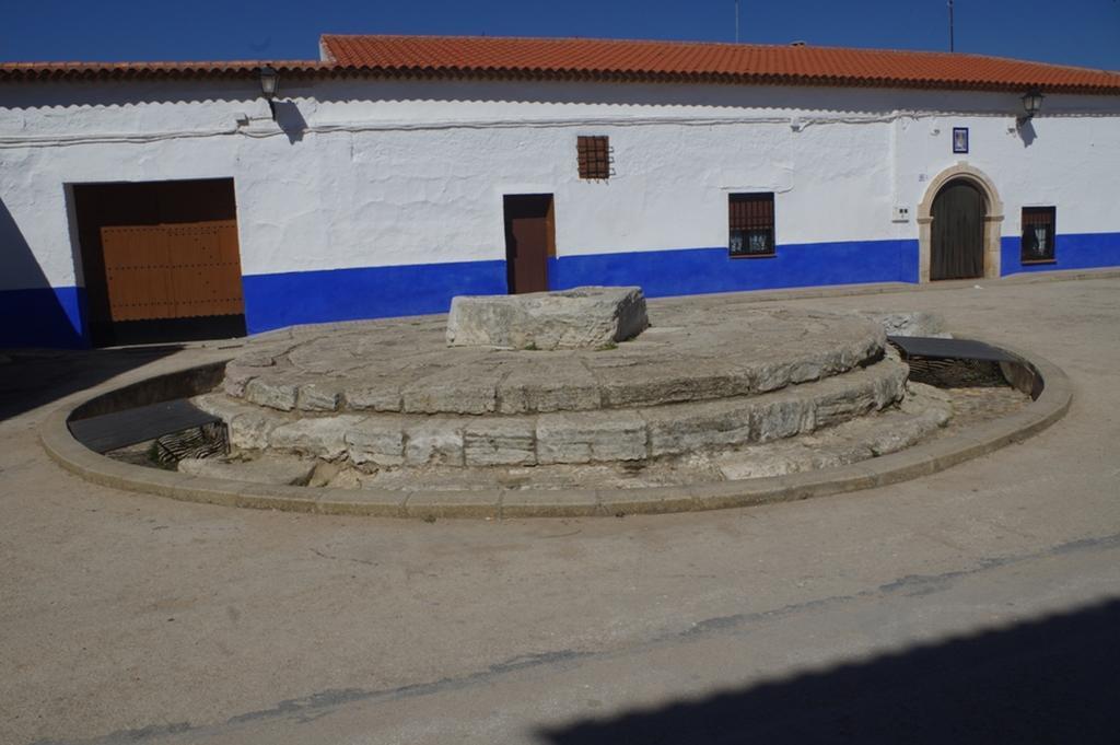 Gasthaus Hospederia Casa De La Torre El Toboso Exterior foto